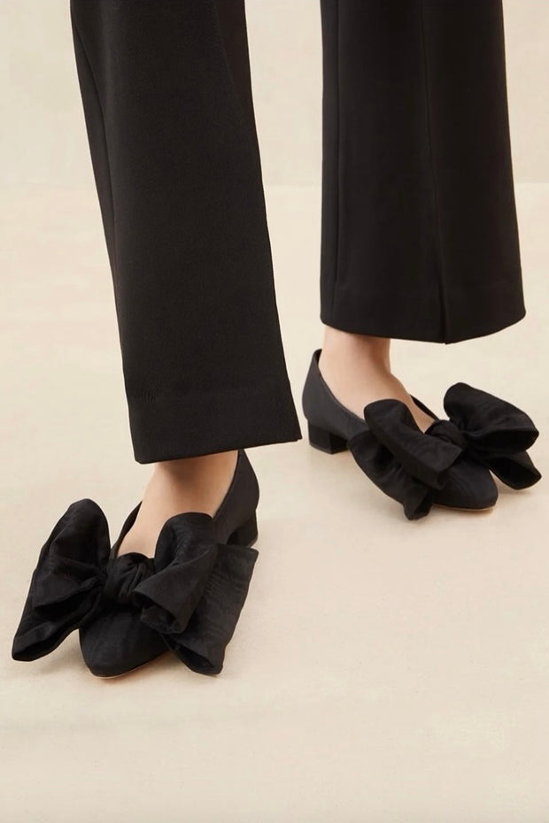 NOA BOW FLAT