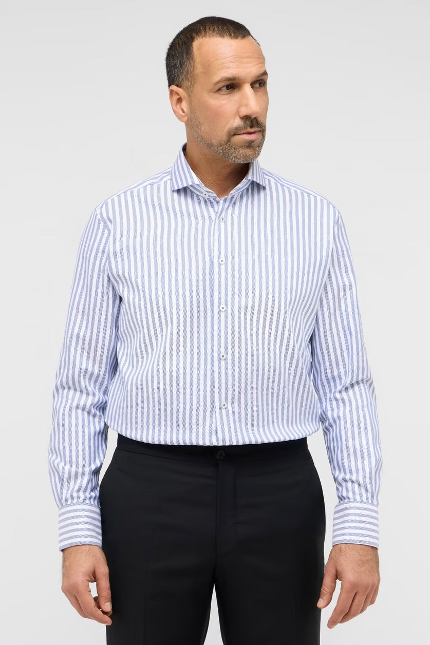 STRIPED TEXTURED MODERN FIT CUTAWAY COLLAR