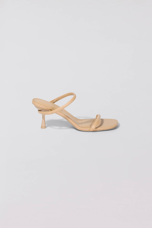 SIREN LOW HEEL SANDAL