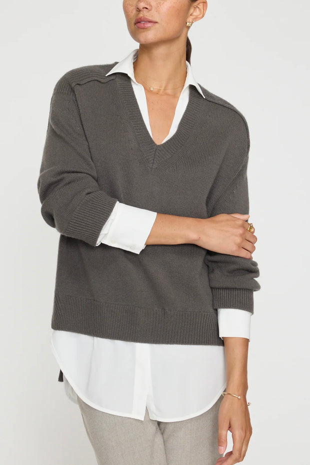 V-NECK LAYERED PULLOVER