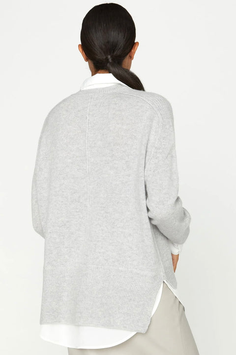 V-NECK LAYERED PULLOVER